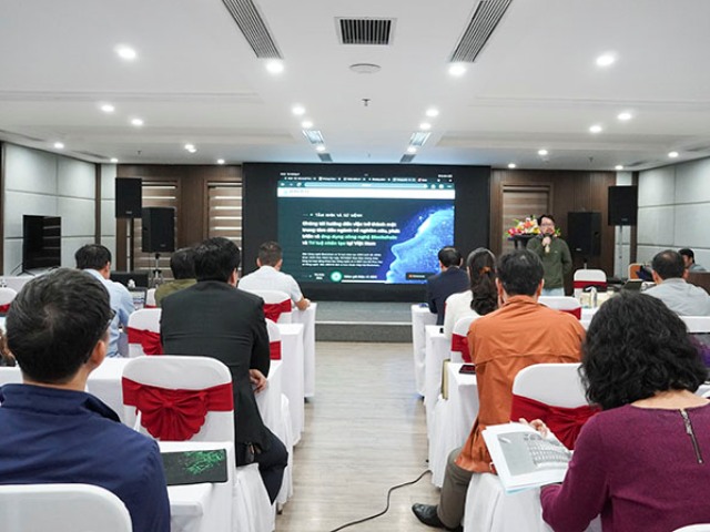 Gần 100 học viên tập huấn ứng dụng AI trong truyền thông tại Quảng Bình. Gần 100 học viên tập huấn ứng dụng AI trong truyền thông tại Quảng Bình.