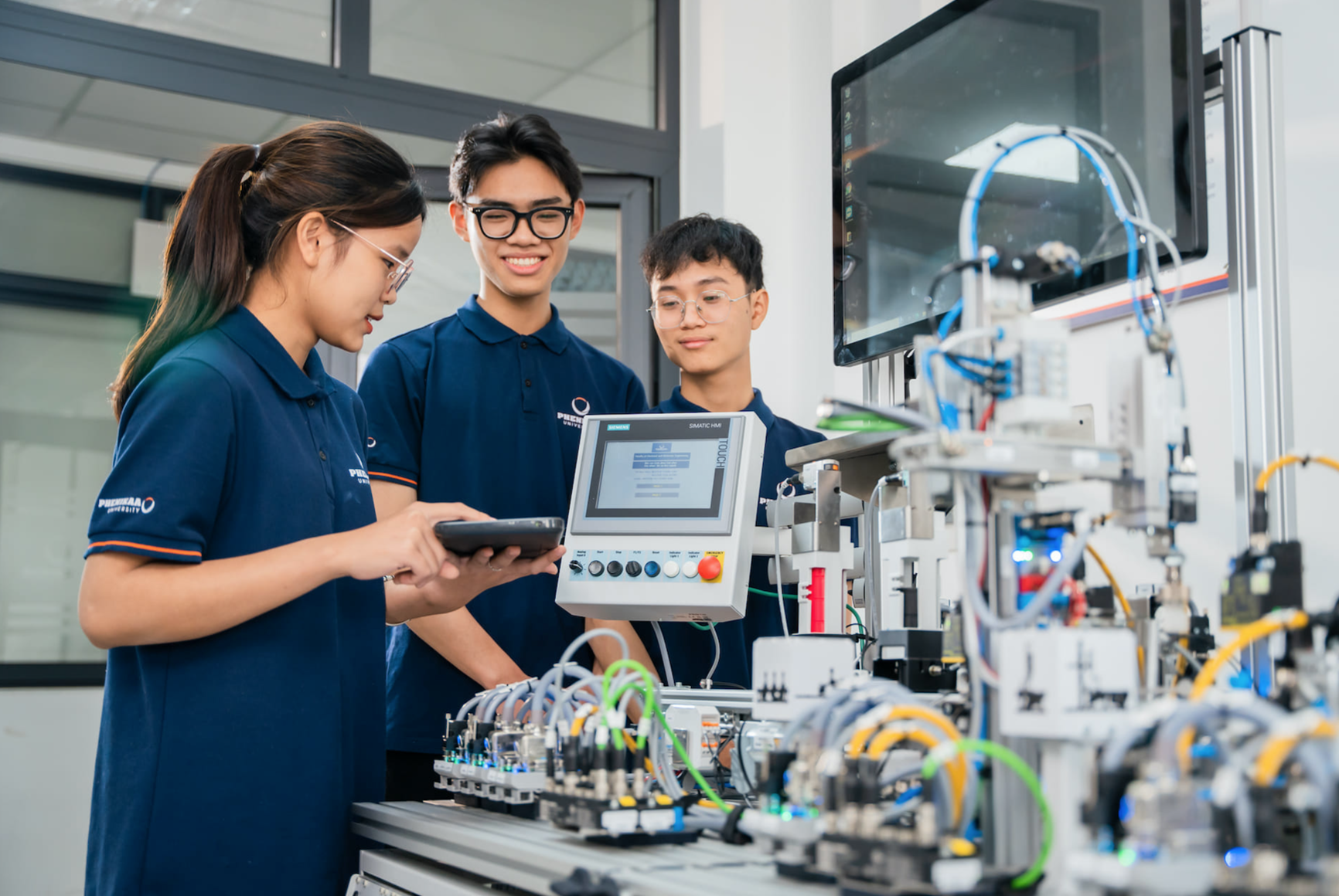 AI sẽ thay thế một số công việc trong năm 2025?- Ảnh 1. AI sẽ thay thế một số công việc trong năm 2025?- Ảnh 1.