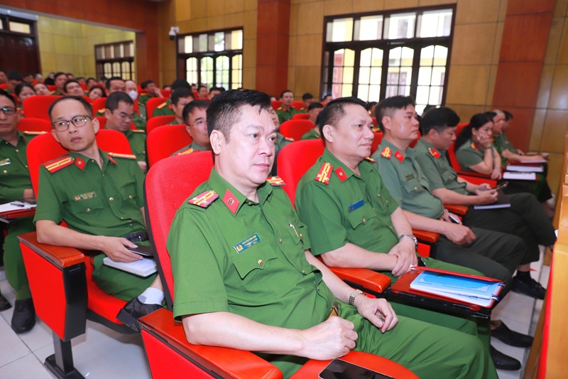 05Khoa 8338