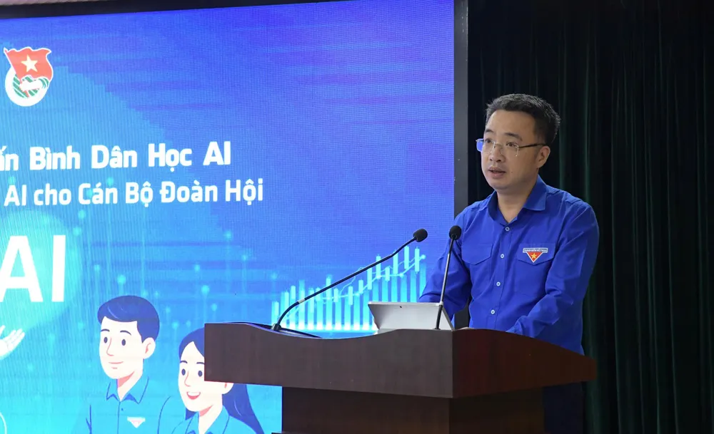 Sẽ đào tạo miễn phí kỹ năng sử dụng AI cho 2 triệu thanh niên 1 Bí thư Trung ương Đoàn Nguyễn Tường Lâm phát biểu khai mạc chương trình