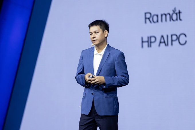 Loạt sản phẩm AI thế hệ mới tại ngày hội HP Việt Nam 2025 1 Tổng giám đốc Nguyễn Minh Đức phát biểu tại ngày hội HP Việt Nam 2025. Ảnh: HP Việt Nam