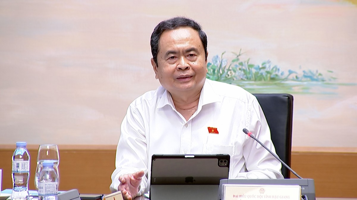 Đại biểu Quốc hội bức xúc với tình trạng 'cả chợ bán hàng giả