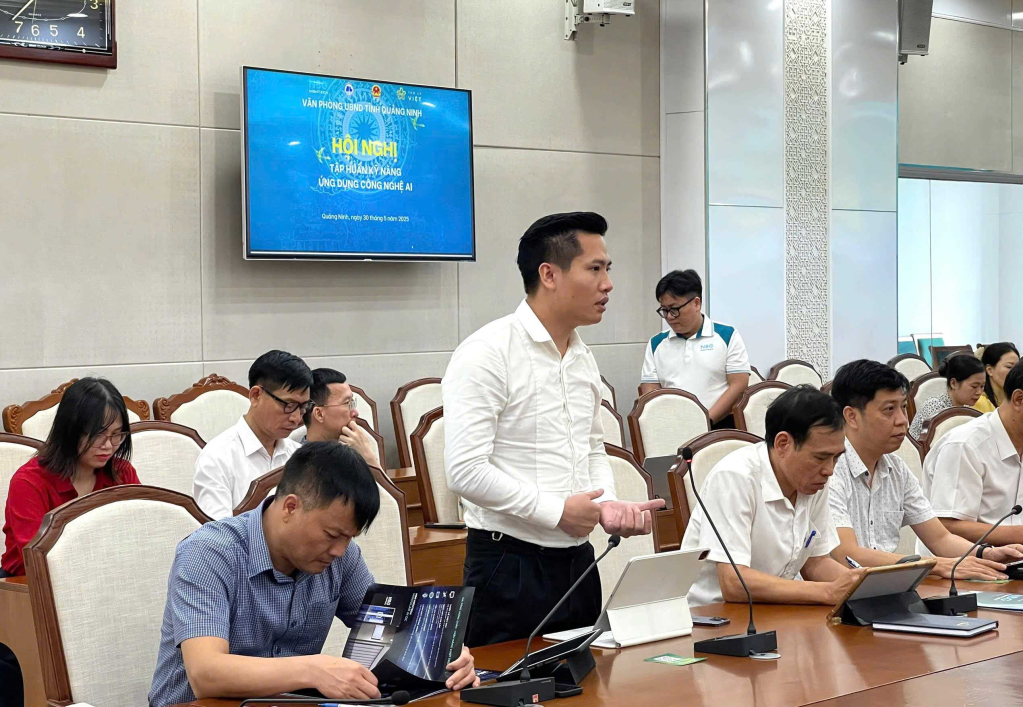 Văn phòng UBND tỉnh tập huấn kỹ năng ứng dụng công nghệ AI 1 2359705 a2 11141030