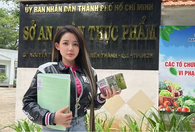 Ngân 98 cho biết đã đến Sở An toàn thực phẩm TP.HCM trong ngày 22-5 - Ảnh: Facebook nhân vật Ngân 98 cho biết đã đến Sở An toàn thực phẩm TP.HCM trong ngày 22-5 - Ảnh: Facebook nhân vật