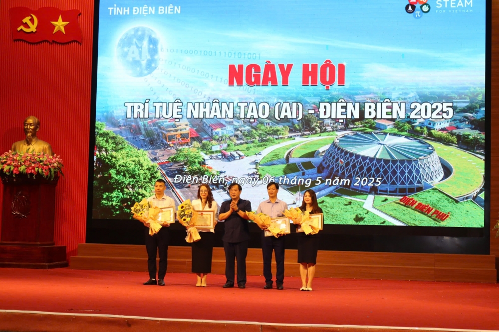 Sôi động “Ngày hội AI” tại Điện Biên Sôi động “Ngày hội AI” tại Điện Biên