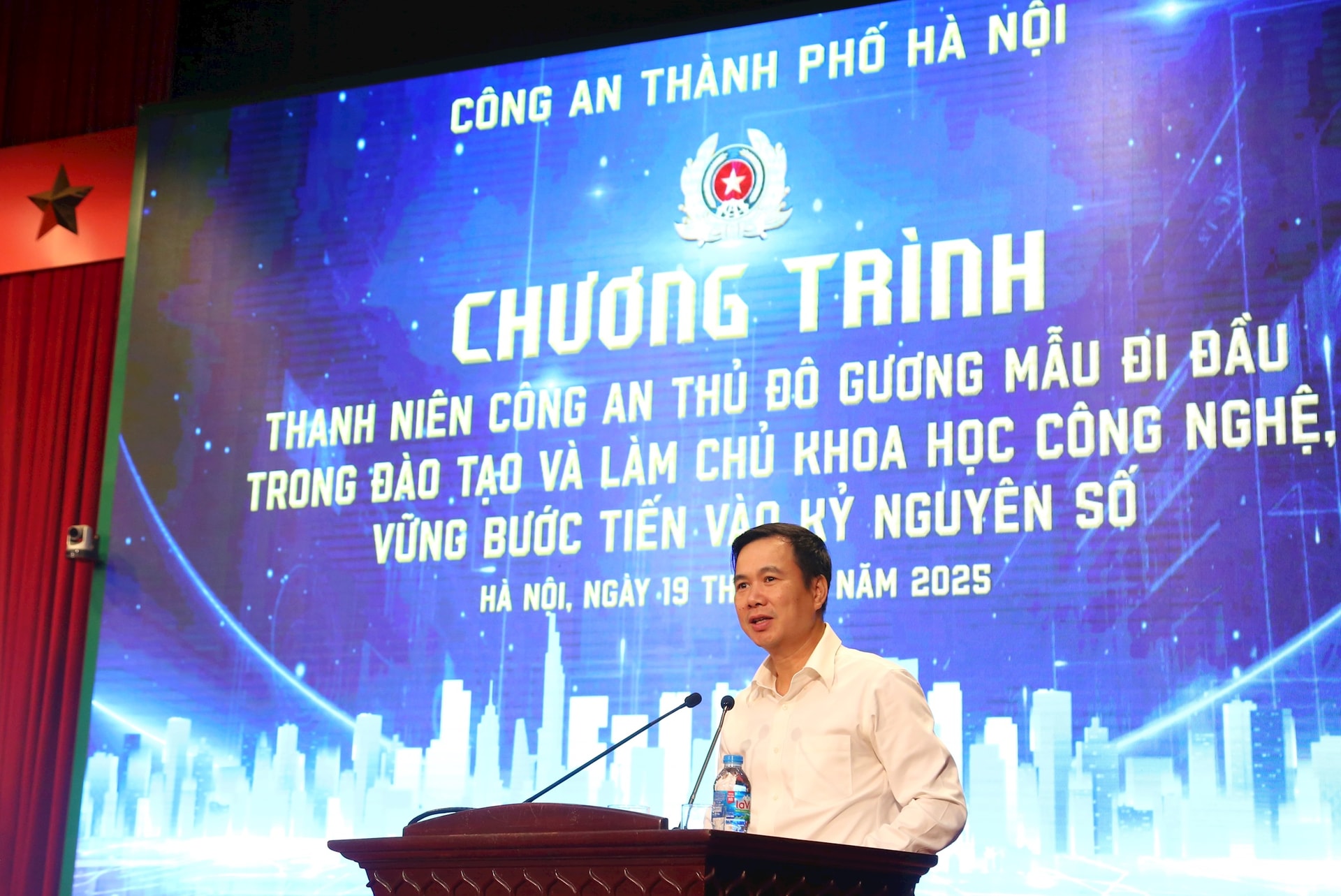 Thanh niên Công an Hà Nội học AI, đổi mới sáng tạo, đẩy mạnh chuyển đổi số 1 494b3867.jpg