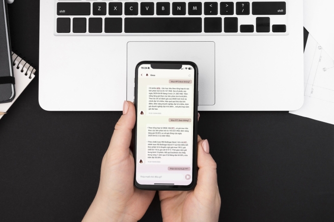 Trợ lý ảo Ensa có khả năng phản hồi người dùng nhanh chóng qua hình thức chatbot. Ảnh: DNSE