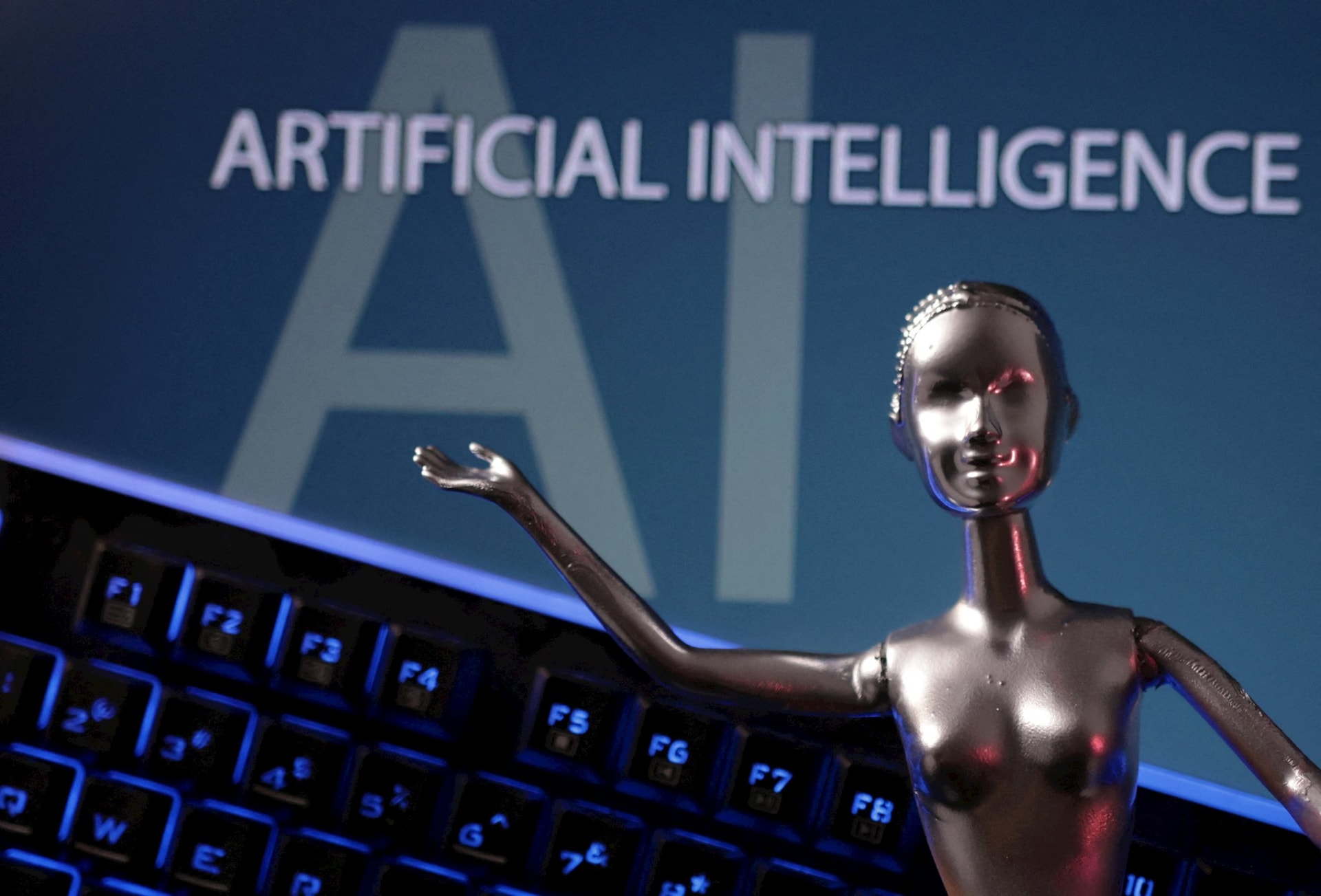 Chatbot toàn năng hay hàng triệu tác tử chuyên biệt? 1 ai-23.jpg