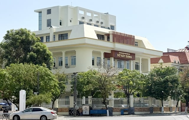 Sở đầu tiên của Quảng Ngãi công khai số điện thoại đường dây nóng sau khi hoàn thành hợp nhất 3 anh so dau tien cua quang ngai cong khai so dien thoai duong day nong sau khi hoan thanh hop nhat 15
