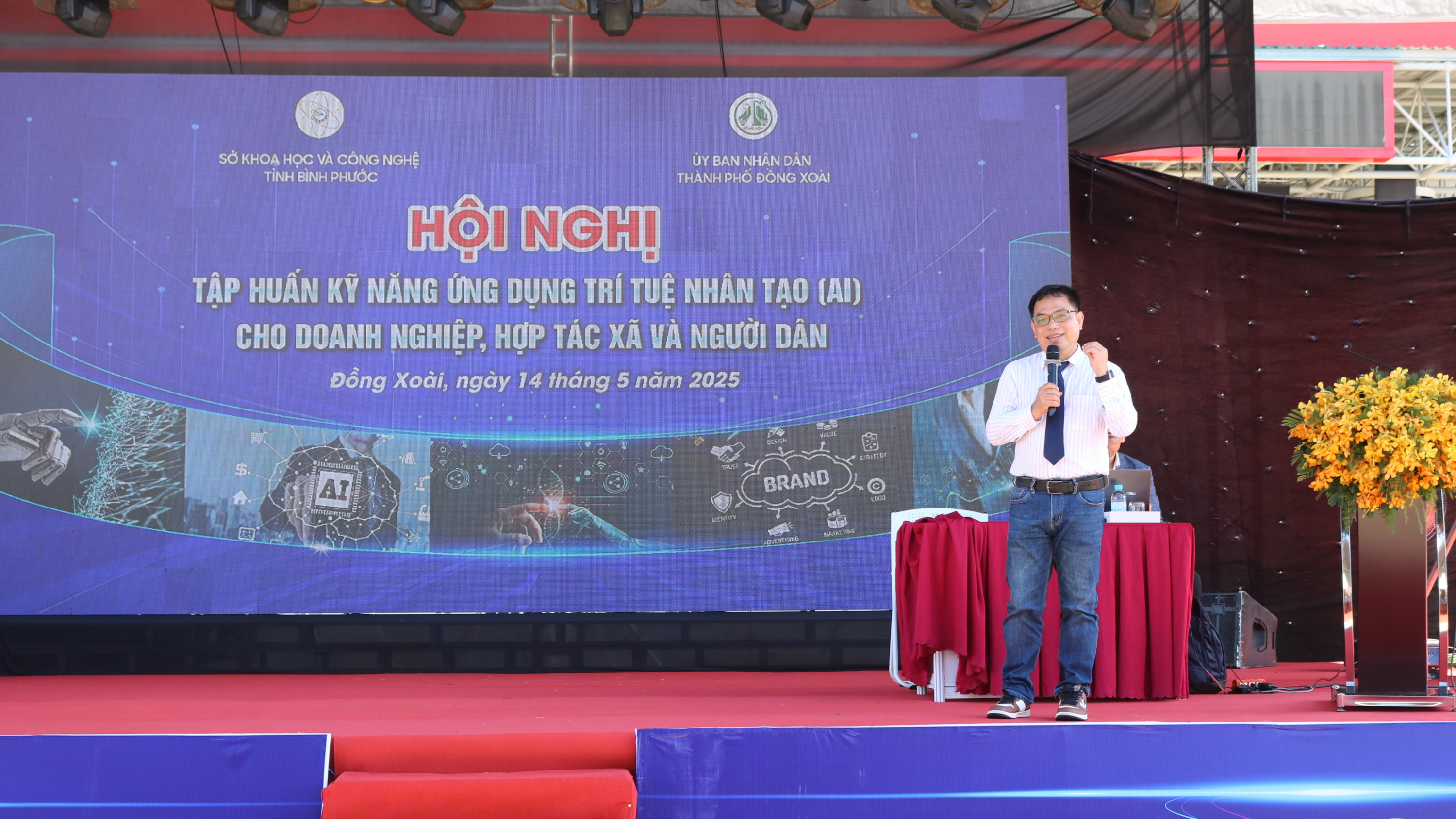 Tập huấn kỹ năng ứng dụng trí tuệ nhân tạo cho doanh nghiệp, hợp tác xã 2 ẢNH