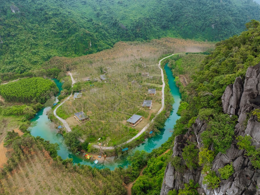 Chạm vào “viên ngọc xanh” giữa đại ngàn Quảng Bình 3 Khuôn biên Blue Diamond Retreat nhìn từ trên cao