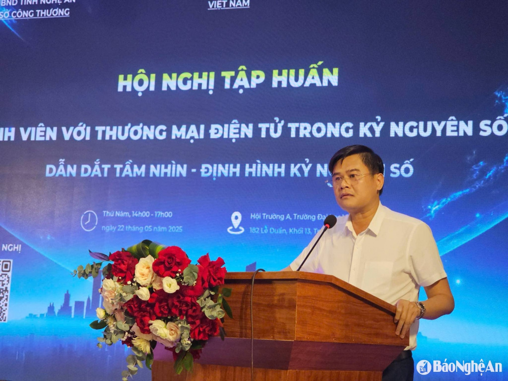 Ông Võ Quang Tuấn - Phó Giám đốc Sở Công Thương phát biểu khai mạc và chỉ đạo hội nghị.