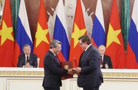 Công chức, viên chức Bộ Tư pháp tham gia bồi dưỡng về ứng dụng AI 6 Bộ trưởng Tư pháp Việt Nam Nguyễn Hải Ninh và Bộ trưởng Tư pháp Liên bang Nga Konstantin Anatolyevich Chuychenko trao đổi Chương trình hợp tác tác giữa Bộ Tư pháp hai nước trước sự chứng kiến của Tổng Bí thư Tô Lâm và Tổng thống Putin.
