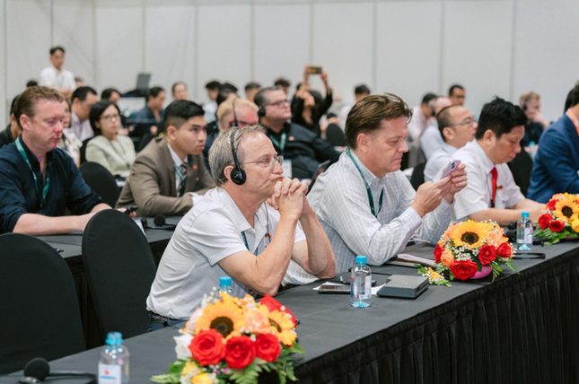 LocaAi gây ấn tượng mạnh tại Smart City Asia 2025 với giải pháp ứng dụng AI phiên dịch hội thảo quốc tế ảnh 1
