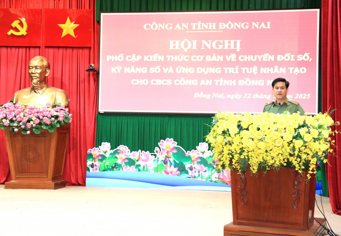 Đồng Nai phổ cập kiến thức chuyển đổi số và ứng dụng AI cho lực lượng công an