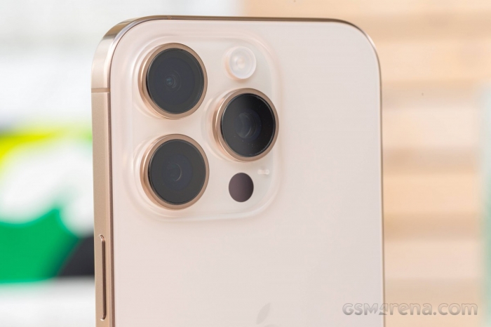 iPhone 16 Pro giảm mạnh hơn 5 triệu, chiến binh nhỏ gọn đầy mạnh mẽ, rẻ hơn nhiều bản Pro Max 11 iPhone 16 Pro 8