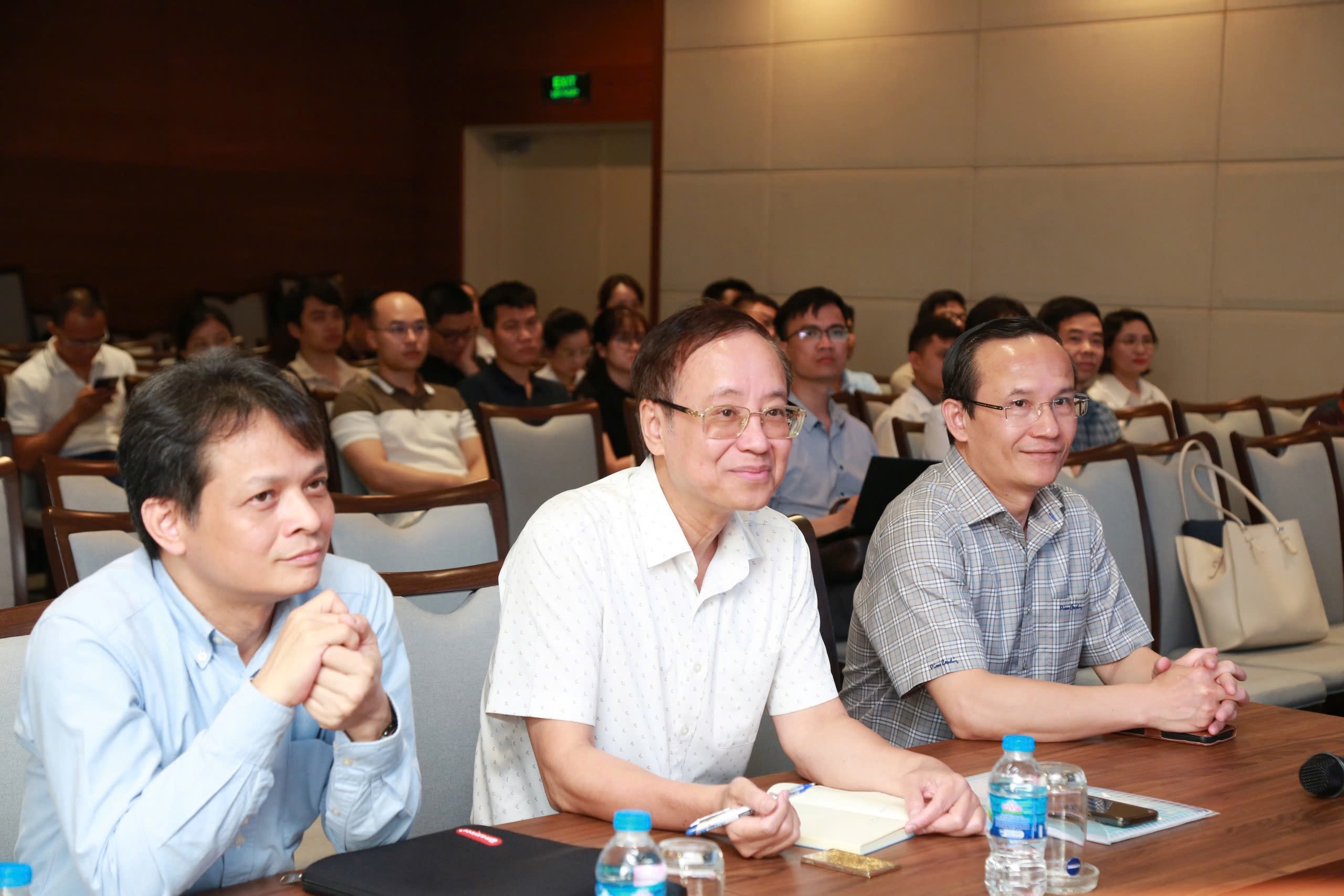 Hội thảo khoa học quốc tế “Ứng dụng trí tuệ nhân tạo trong nghiên cứu khoa học” 1 img 4107 200244 170525 58
