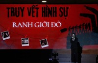 Công chức, viên chức Bộ Tư pháp tham gia bồi dưỡng về ứng dụng AI 5 Các đội thuyết trình tại đêm chung kết.