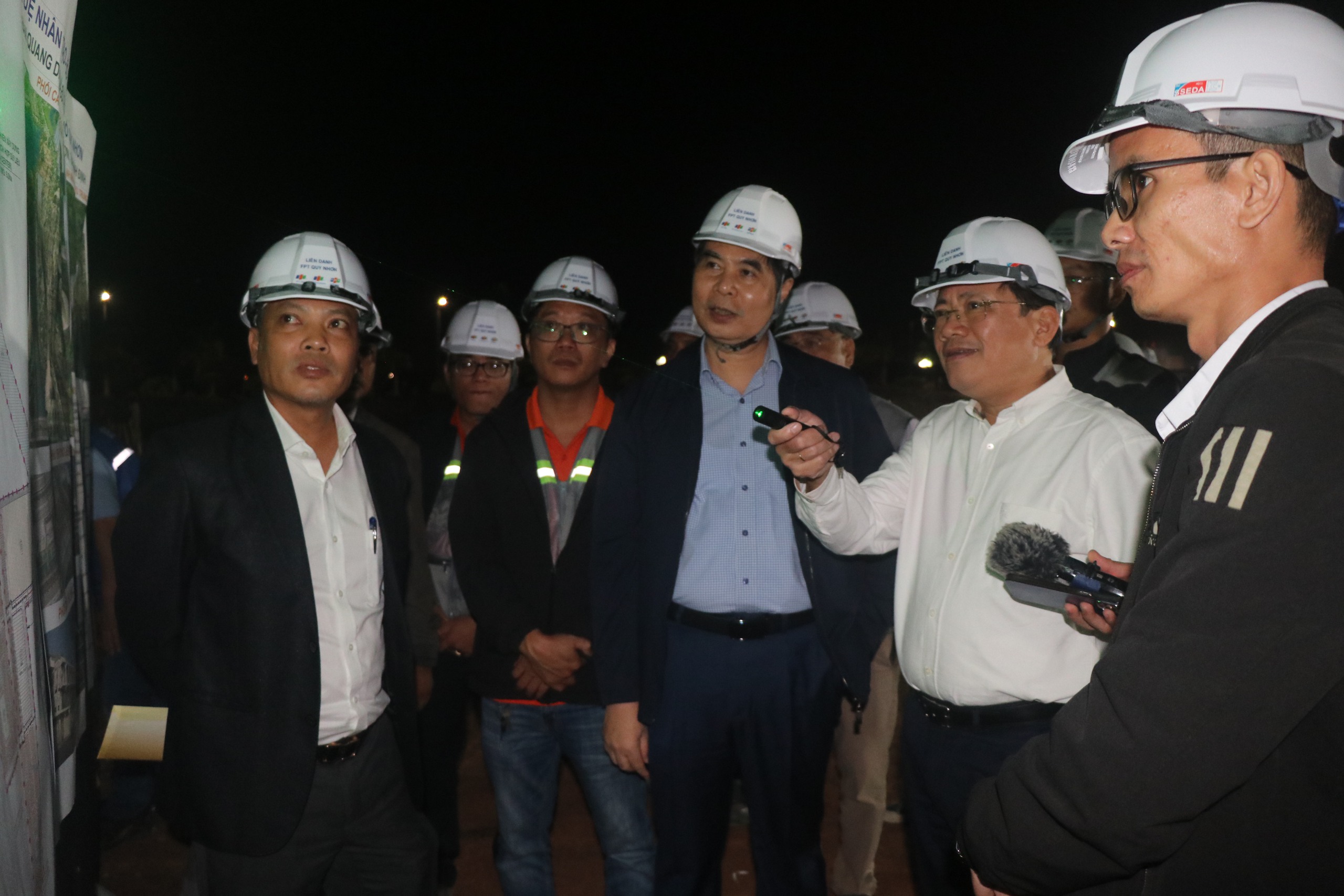 Bình Định đặt mục tiêu trở thành trung tâm đào tạo công nghệ cao của cả nước- Ảnh 1.