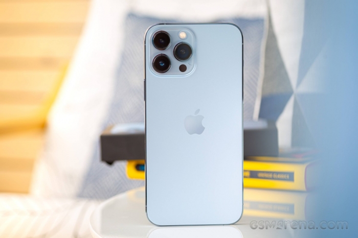 Giá iPhone 13, iPhone 13 Pro Max mới nhất rẻ chưa từng có, giảm kịch sàn dù xịn chẳng kém iPhone 16- Ảnh 4. Giá iPhone 13, iPhone 13 Pro Max mới nhất rẻ chưa từng có, giảm kịch sàn dù xịn chẳng kém iPhone 16- Ảnh 4.