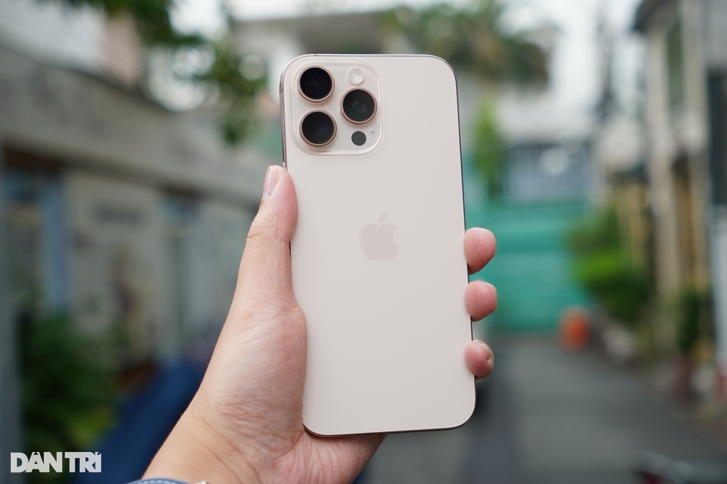 Giá iPhone 16 Pro Max hàng qua sử dụng giảm sâu tại Việt Nam - 2