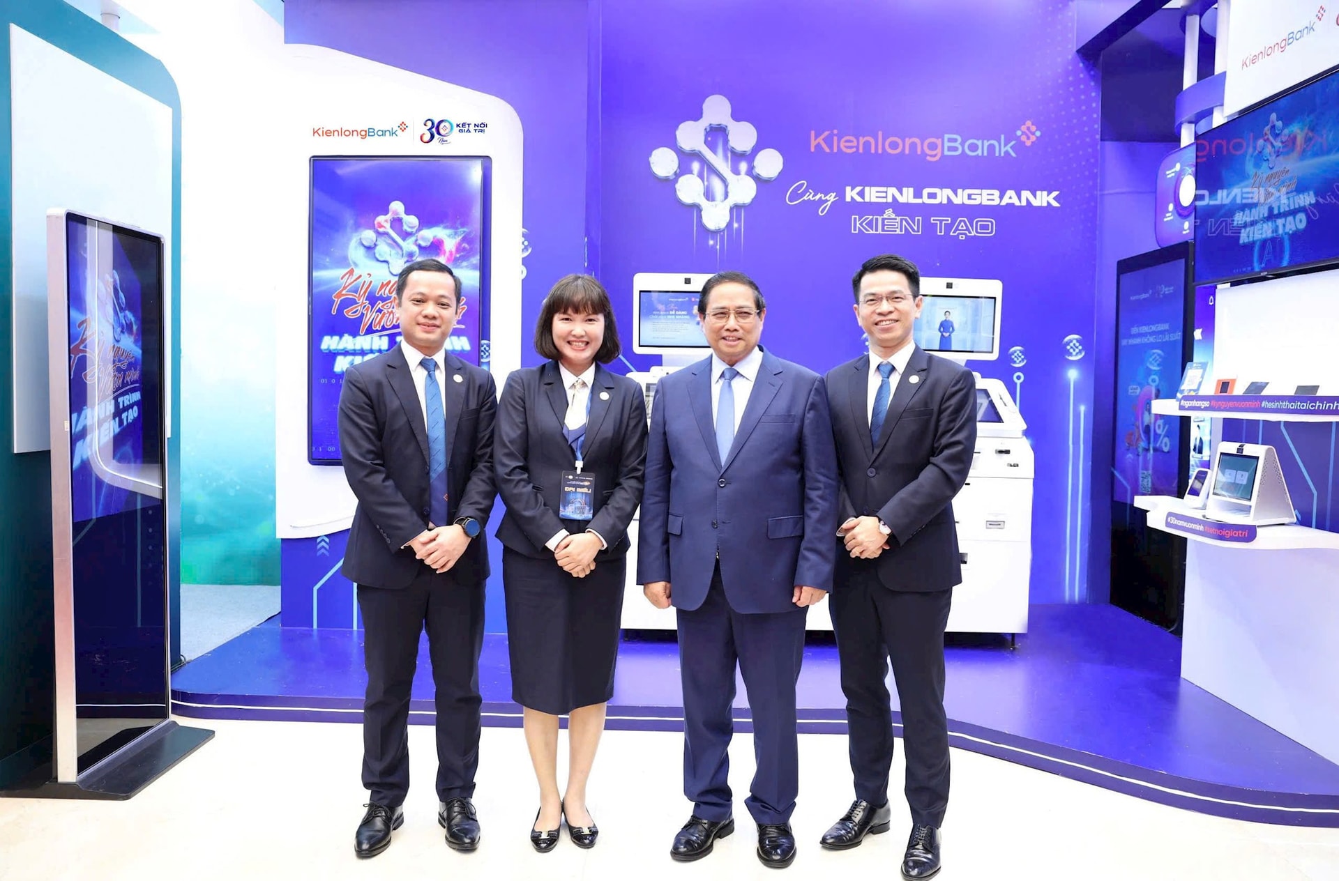 KienlongBank tạo dấu ấn với công nghệ AI trong chuyển đổi số 2 kienlongbank-30-logo-nam-chuyen-doi-so-thu-tuong-chinh-phu.jpg