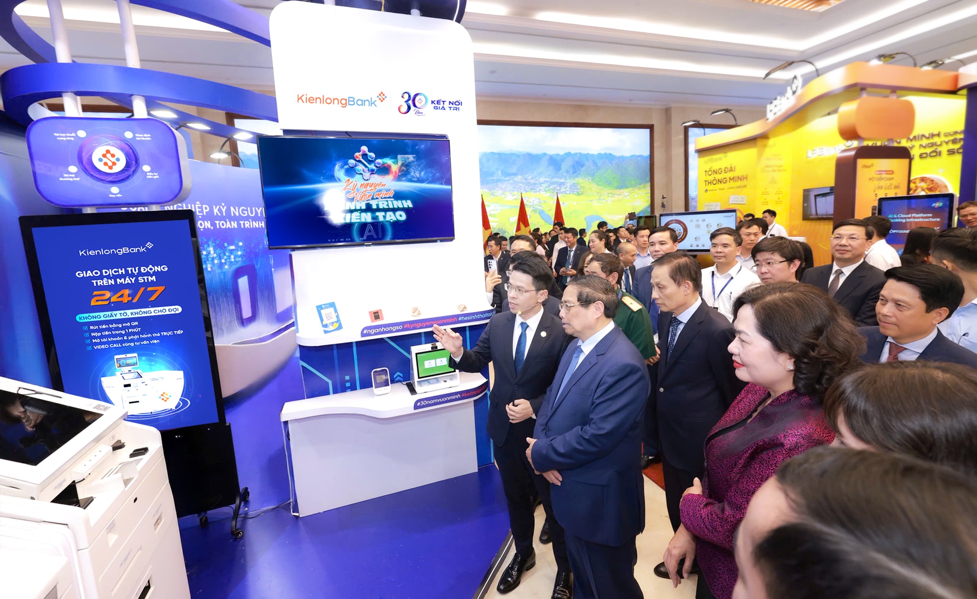KienlongBank tạo dấu ấn với công nghệ AI trong chuyển đổi số 3 kienlongbank-30-logo-nam-chuyen-doi-so.jpg