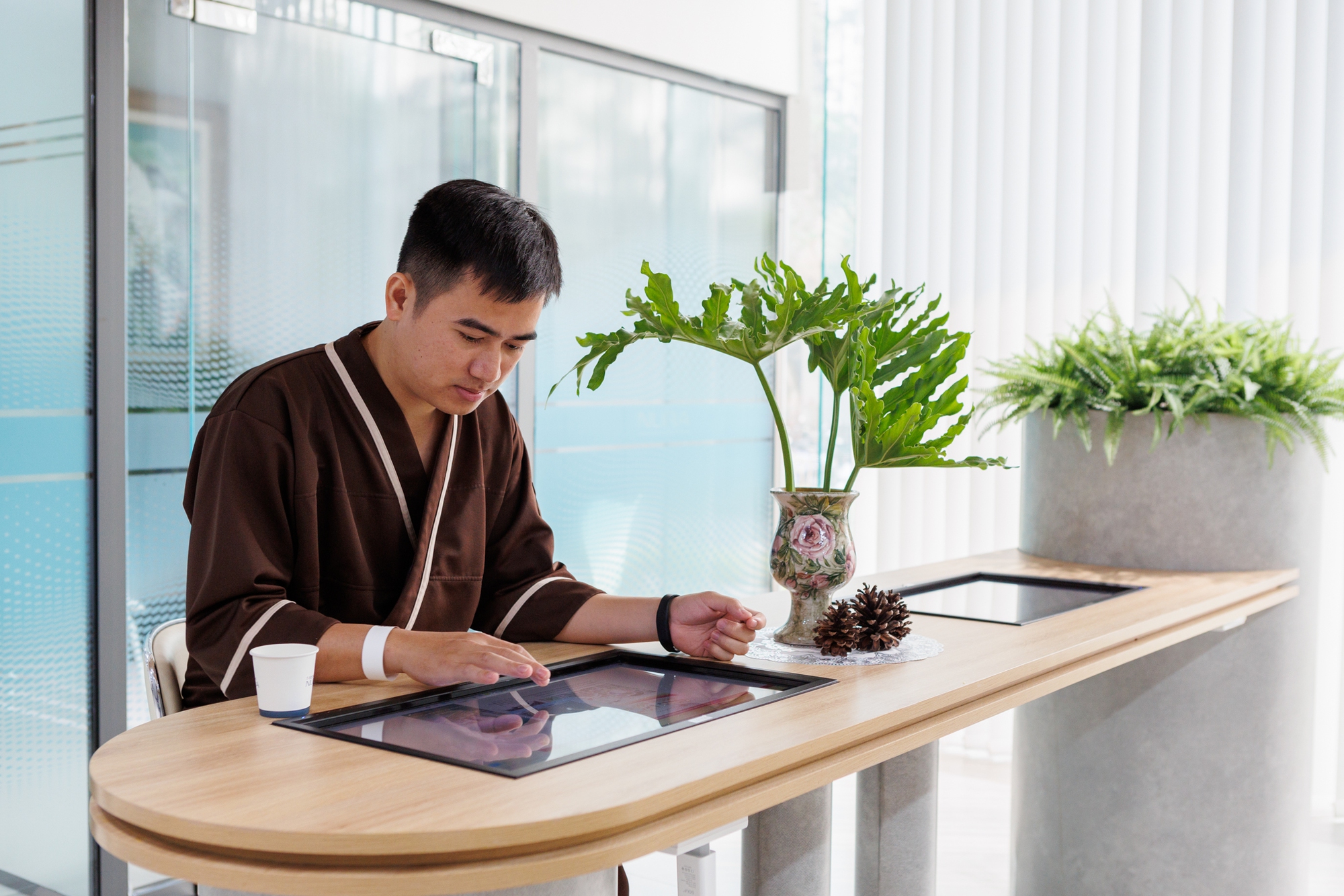 Tầm soát ung thư và sức khỏe toàn diện ở trung tâm đầu tiên ứng dụng công nghệ AI tại Đông Nam Á là cảm giác thế nào?- Ảnh 20. Tầm soát ung thư và sức khỏe toàn diện ở trung tâm đầu tiên ứng dụng công nghệ AI tại Đông Nam Á là cảm giác thế nào?- Ảnh 20.
