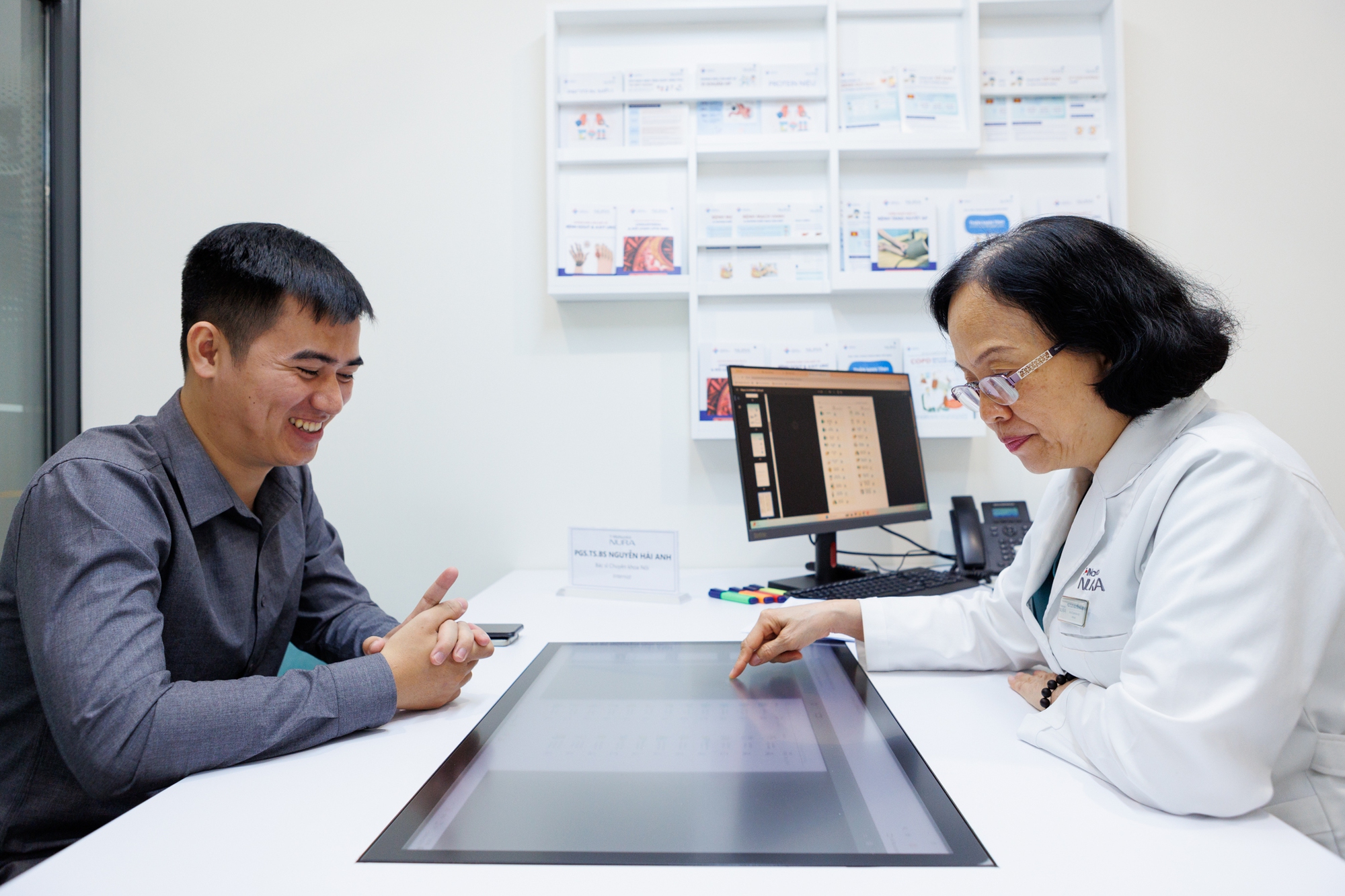 Tầm soát ung thư và sức khỏe toàn diện ở trung tâm đầu tiên ứng dụng công nghệ AI tại Đông Nam Á là cảm giác thế nào?- Ảnh 24. Tầm soát ung thư và sức khỏe toàn diện ở trung tâm đầu tiên ứng dụng công nghệ AI tại Đông Nam Á là cảm giác thế nào?- Ảnh 24.