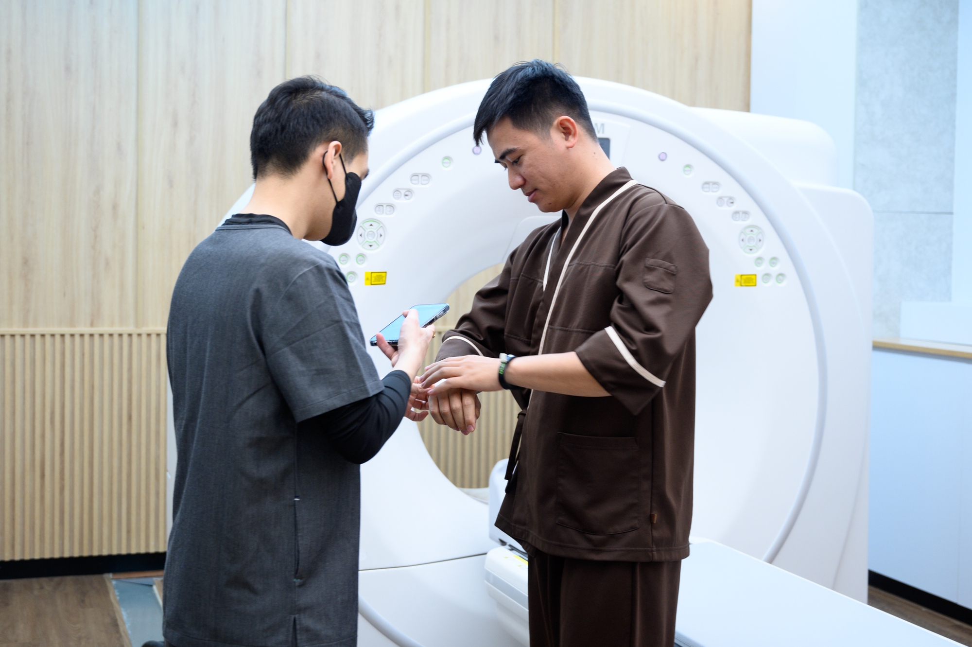 Tầm soát ung thư và sức khỏe toàn diện ở trung tâm đầu tiên ứng dụng công nghệ AI tại Đông Nam Á là cảm giác thế nào?- Ảnh 11. Tầm soát ung thư và sức khỏe toàn diện ở trung tâm đầu tiên ứng dụng công nghệ AI tại Đông Nam Á là cảm giác thế nào?- Ảnh 11.