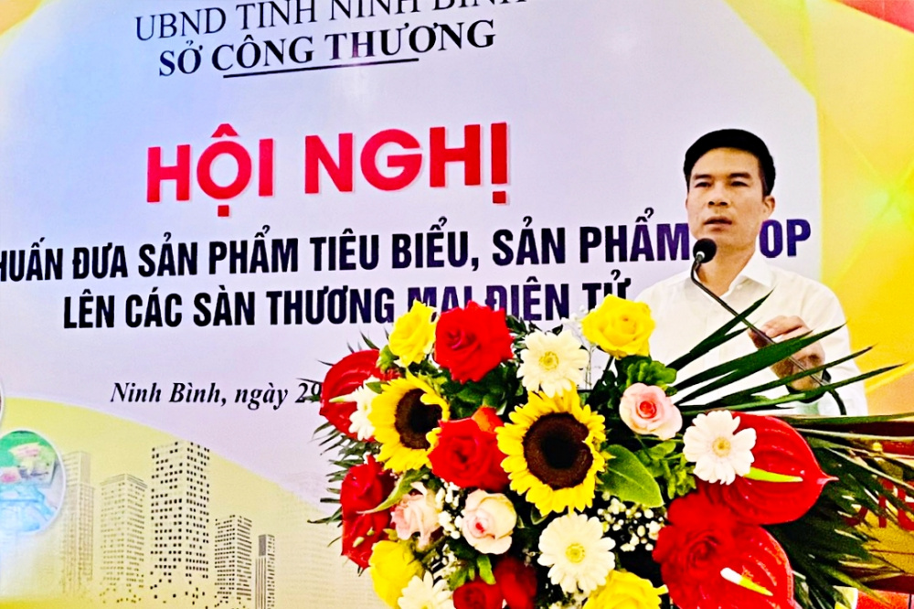 Trang bị kiến thức, hỗ trợ đưa sản phẩm OCOP lên sàn thương mại điện tử 2 Ninh Bình: Tự tin đưa sản phẩm OCOP lên sàn thương mại điện tử