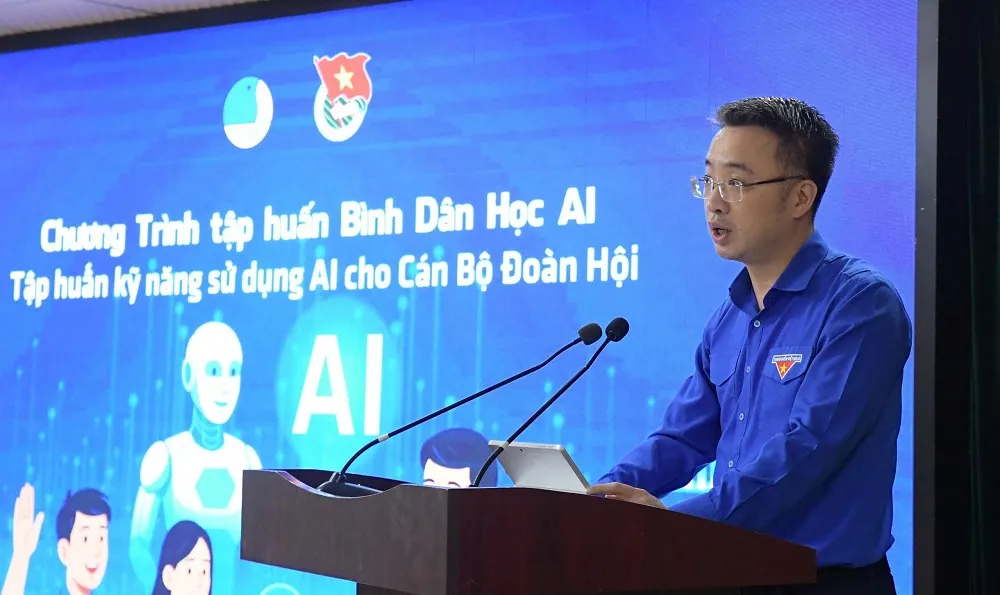 Bí thư Trung ương Đoàn, Chủ tịch Hội Liên hiệp Thanh niên Việt Nam Nguyễn Tường Lâm phát biểu tại sự kiện. Phổ cập sử dụng AI