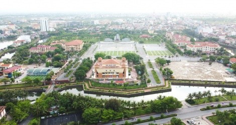 Quảng Bình - Quảng Trị sớm sắp xếp cán bộ cấp xã để không gián đoạn hành chính công 1 quang binh quang tri som sap xep can bo cap xa de khong gian doan hanh chinh cong1748327150 4474