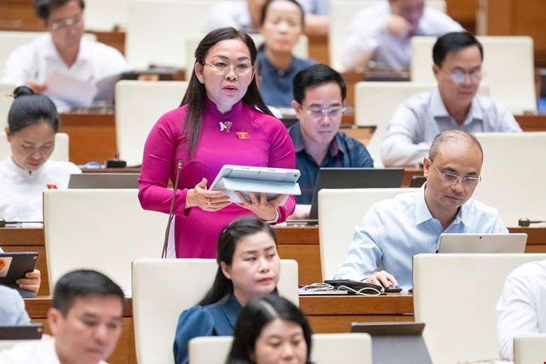 Hỗ trợ người lao động bị ảnh hưởng từ chuyển đổi trí tuệ nhân tạo AI 3 vl2.jpeg
