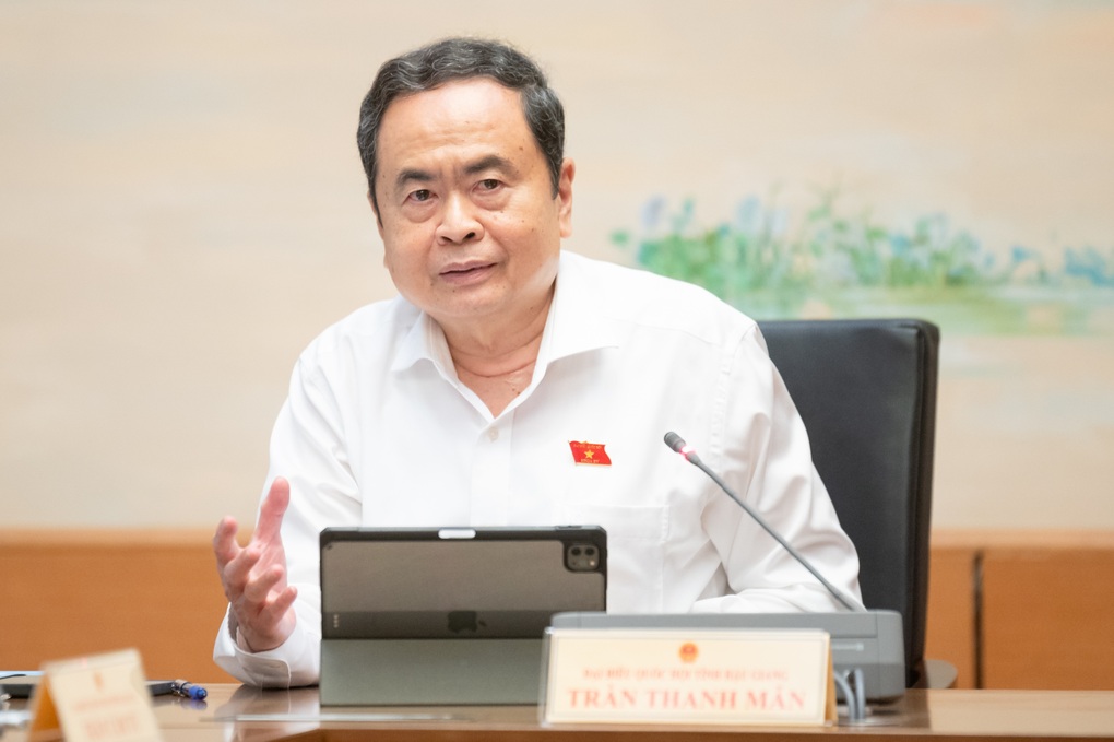 Đại biểu Quốc hội: Quản lý thế nào mà để cả chợ Ninh Hiệp bán hàng giả? - 3 Đại biểu Quốc hội: Quản lý thế nào mà để cả chợ Ninh Hiệp bán hàng giả? - 3