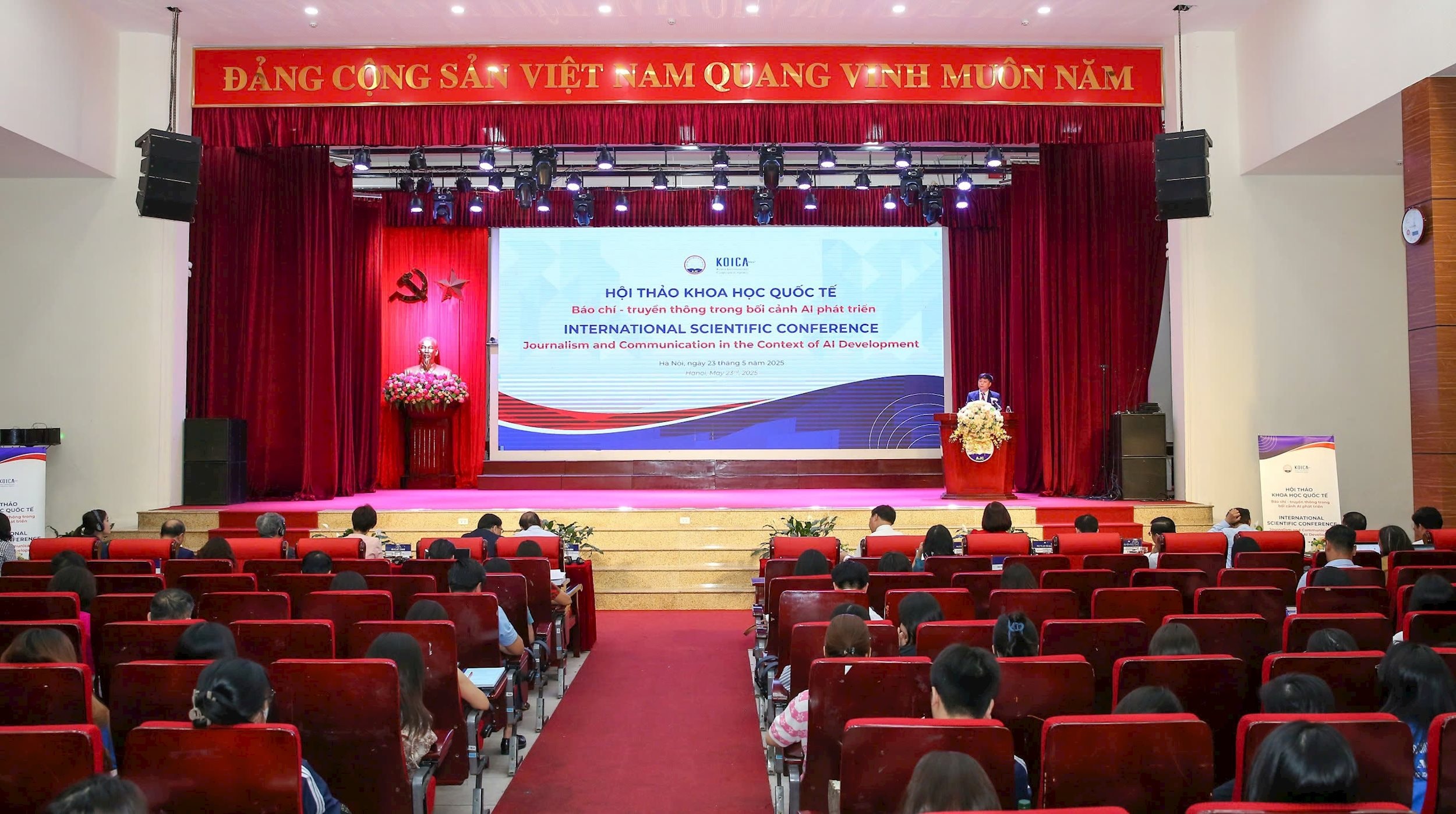 Làm thế nào để báo chí kiểm soát được rủi ro, sử dụng trí tuệ nhân tạo hiệu quả? 2 z6630181421520_66b0e09b6726f09a41ee08d379476927.jpg