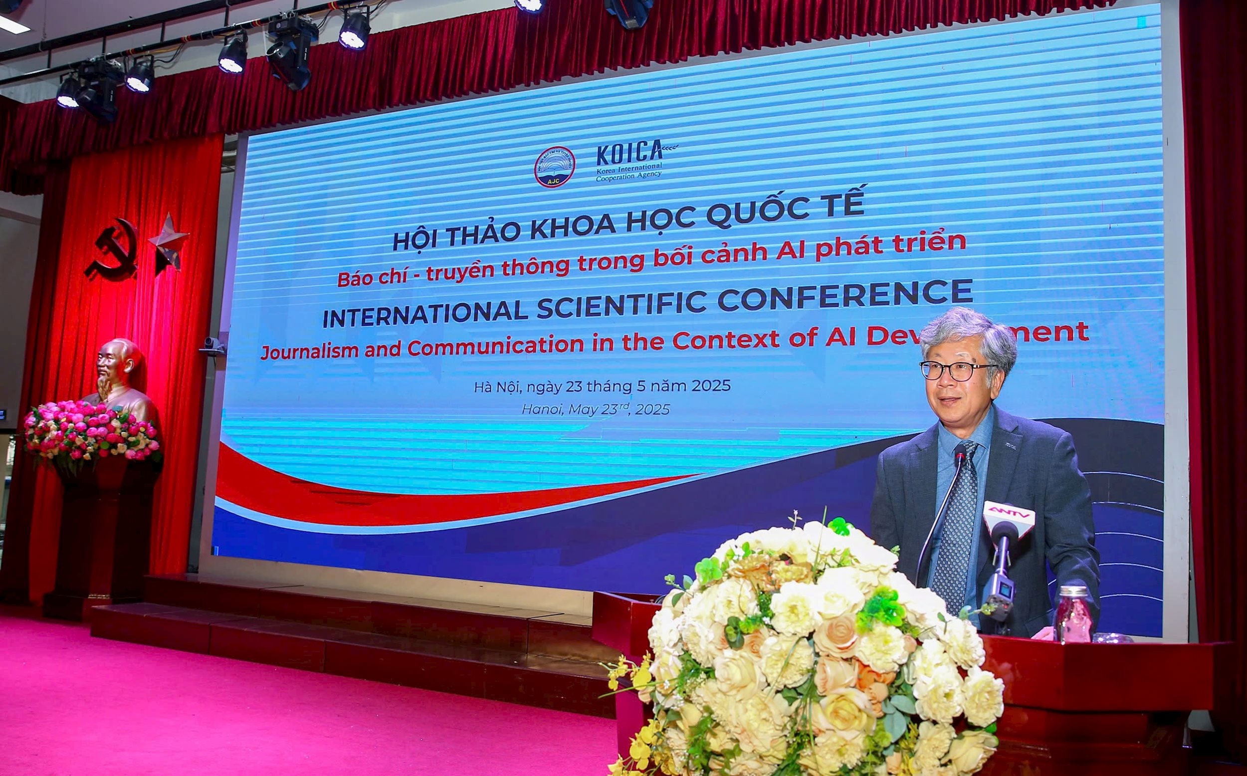 Báo chí - truyền thông trong bối cảnh trí tuệ nhân tạo phát triển 5 z6630181443098_a545cbeeaea14f1e999bfab6d55e369e.jpg