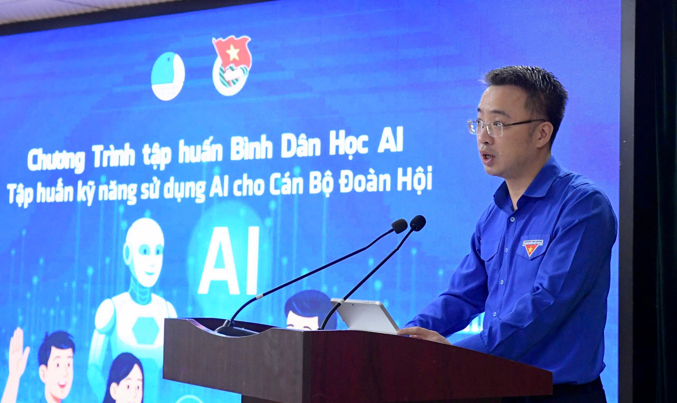 Bình dân học AI - Phổ cập AI và tập huấn kỹ năng AI cho cán bộ đoàn, hội 2 133929837389056826 z6651354722988 9889a452aa91467264849e2ffd84c5f8