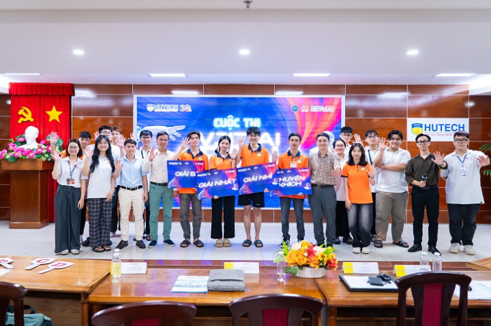 Sinh viên học cách sử dụng AI có trách nhiệm trong thời đại công nghệ 6 “VJIT AI Arena 2025”: Sinh viên học cách sử dụng AI có trách nhiệm trong thời đại công nghệ 150