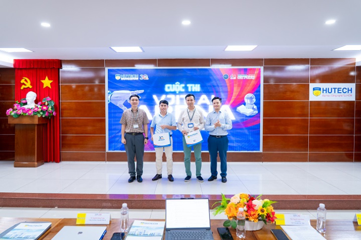 Sinh viên học cách sử dụng AI có trách nhiệm trong thời đại công nghệ 1 “VJIT AI Arena 2025”: Sinh viên học cách sử dụng AI có trách nhiệm trong thời đại công nghệ 14