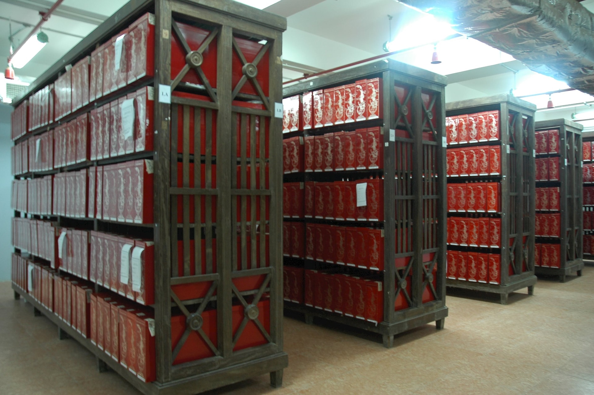 Ứng dụng AI trong nghiên cứu, giảng dạy triết học, lịch sử tại Việt Nam hiện nay 2 3-kho-tai-lieu-chau-ban-081611-151123-91.jpg