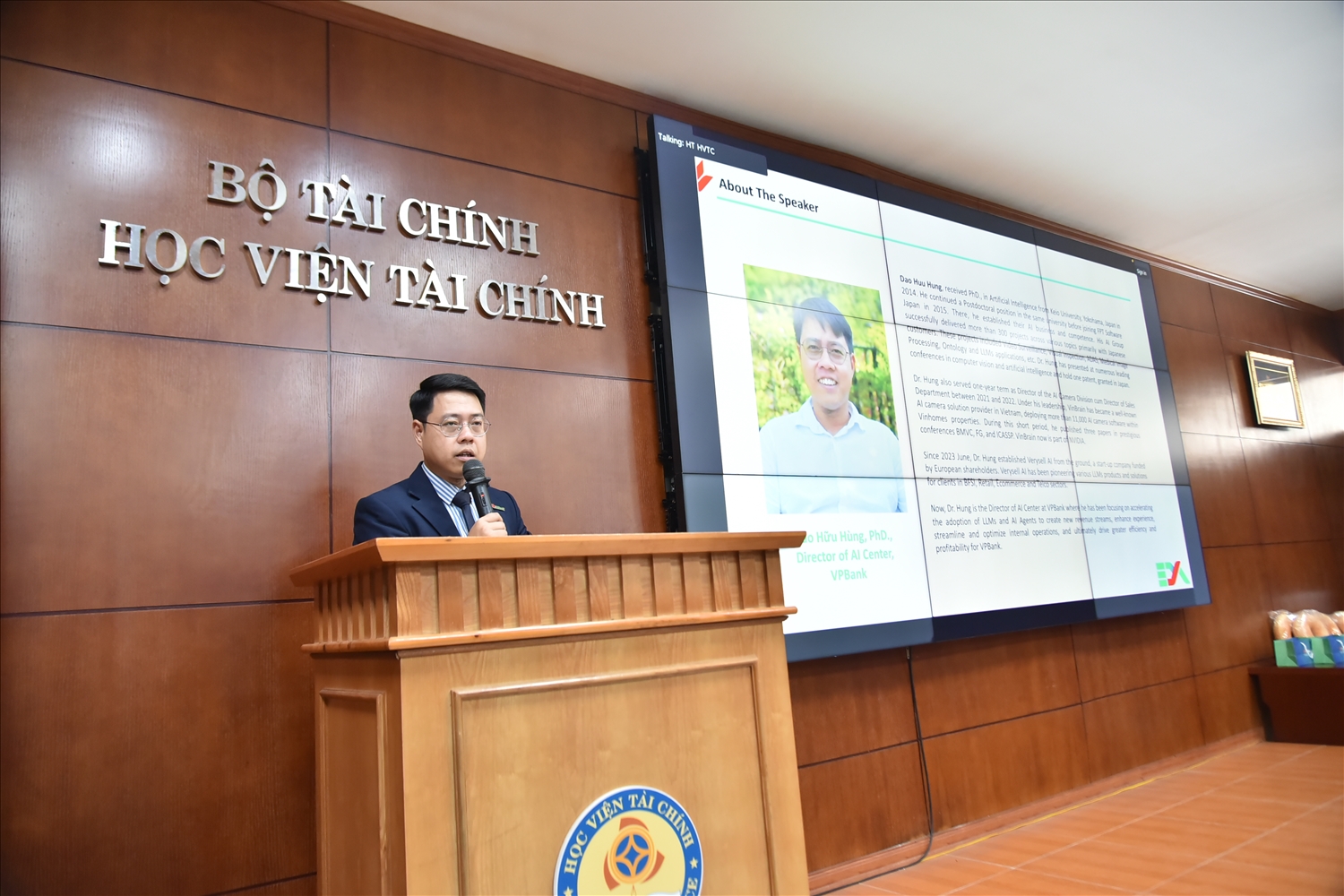 (Ban Chuyên đề-Chuyên đề của Học viện Tài chính) Học viện Tài chính: Tổ chức Workshop “Ứng dụng AI trong ngân hàng hiện đại” 2