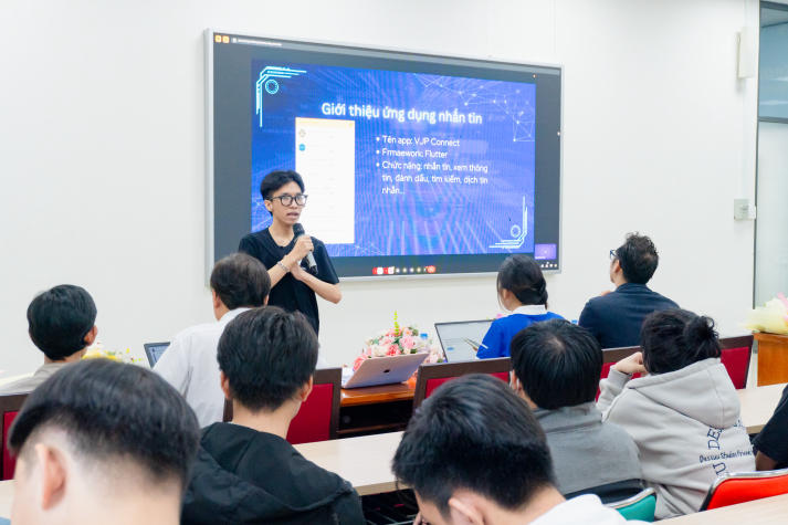 Sinh viên Công nghệ thông tin chủ động bắt nhịp xu hướng mới 11 Phát triển phần mềm thời AI: Sinh viên Công nghệ thông tin chủ động bắt nhịp xu hướng mới 74