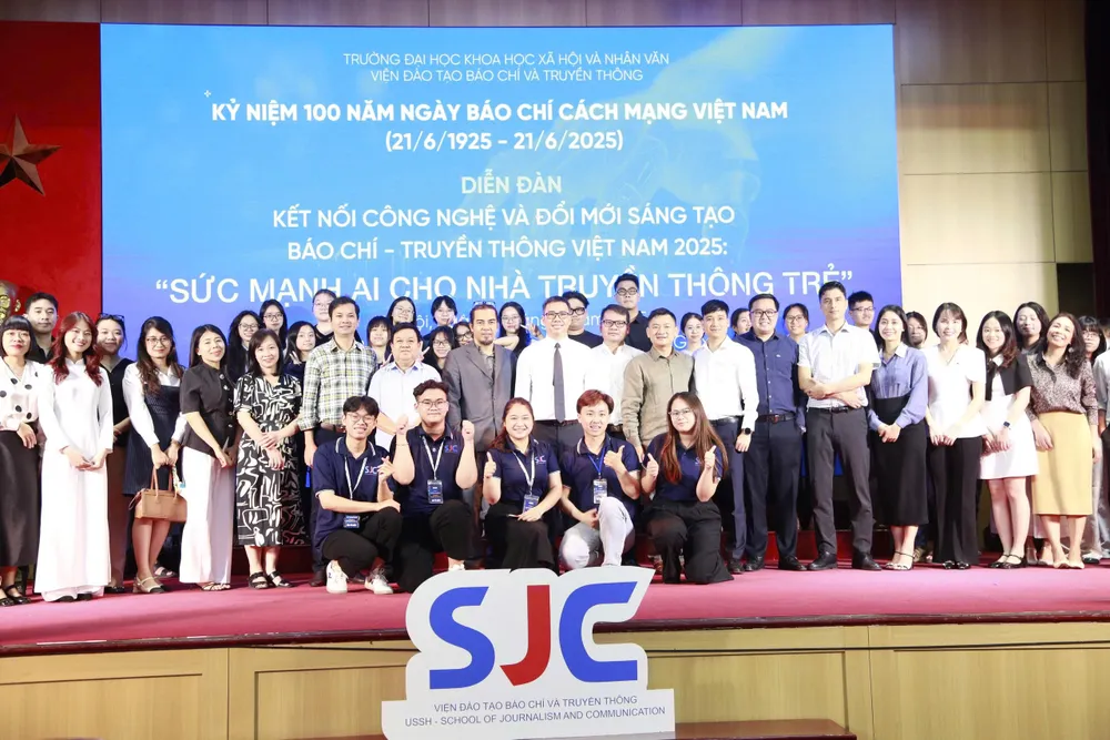 Sức mạnh AI cho nhà truyền thông trẻ 1 Diễn đàn “Kết nối công nghệ và đổi mới sáng tạo báo chí - truyền thông Việt Nam 2025”