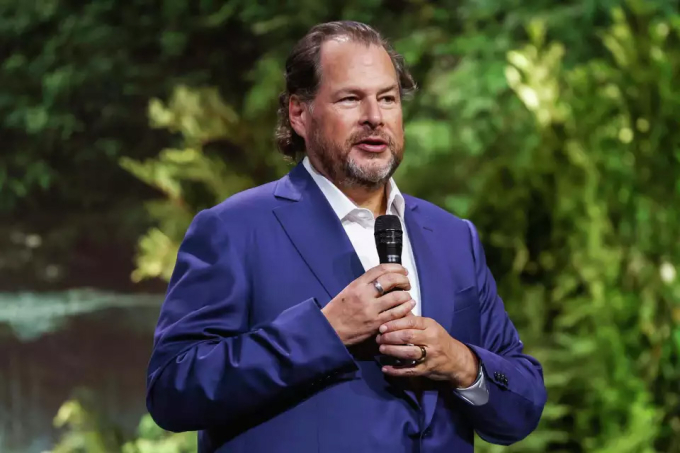 CEO Salesforce: 'AI đang đảm nhiệm 30% công việc của công ty' 1 CEO của Salesforce, Marc Benioff, cho biết AI thực hiện tới 50% công việc của công ty. Ảnh: Jessica Christian/San Francisco Chronicle