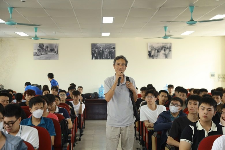 Ứng dụng AI trong học tập” cho sinh viên 2 ac-1-.jpg