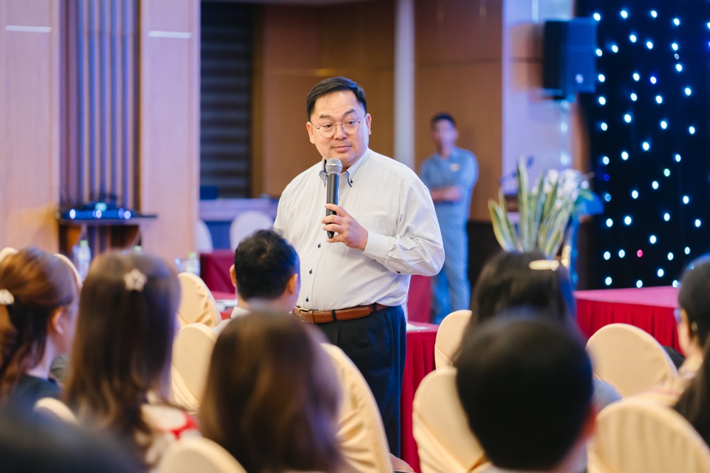 FPT đào tạo nhà quản trị thời AI với chương trình MBA “3 trong 1” - 3 FPT đào tạo nhà quản trị thời AI với chương trình MBA “3 trong 1” - 3