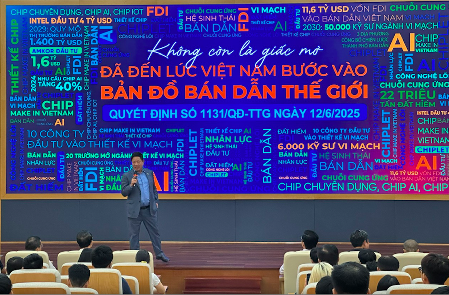 "AI – Bán": Tương lai của Việt Nam 1 Chủ tịch FPT Trương Gia Bình chia sẻ tại hội thảo “Chương mới ngành Bán dẫn – Cơ hội của Việt Nam”