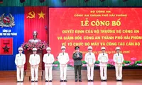 Đại tá Bùi Quang Bình làm Giám đốc Công an Hải Phòng 2 Công an Hải Phòng, Cao Bằng công bố các quyết định về công tác cán bộ
