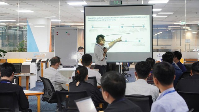 TPHCM mở lớp đào tạo AI cho cán bộ, công chức- Ảnh 1. TPHCM mở lớp đào tạo AI cho cán bộ, công chức- Ảnh 1.